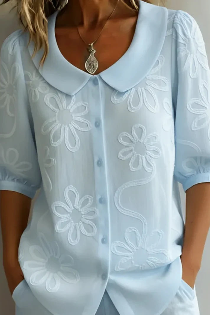 Daniela™ | Blusa cuello floral