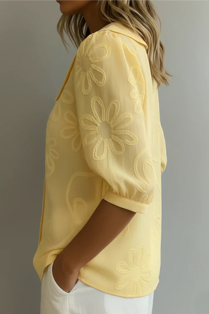 Daniela™ | Blusa cuello floral