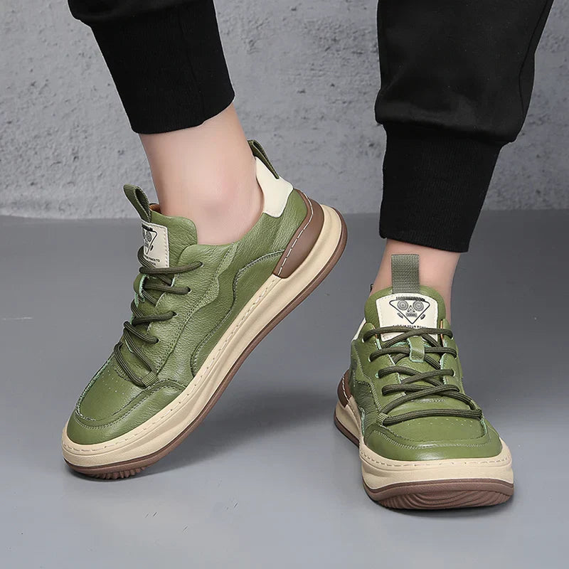 Laia™ | Zapatillas de piel sintética noble