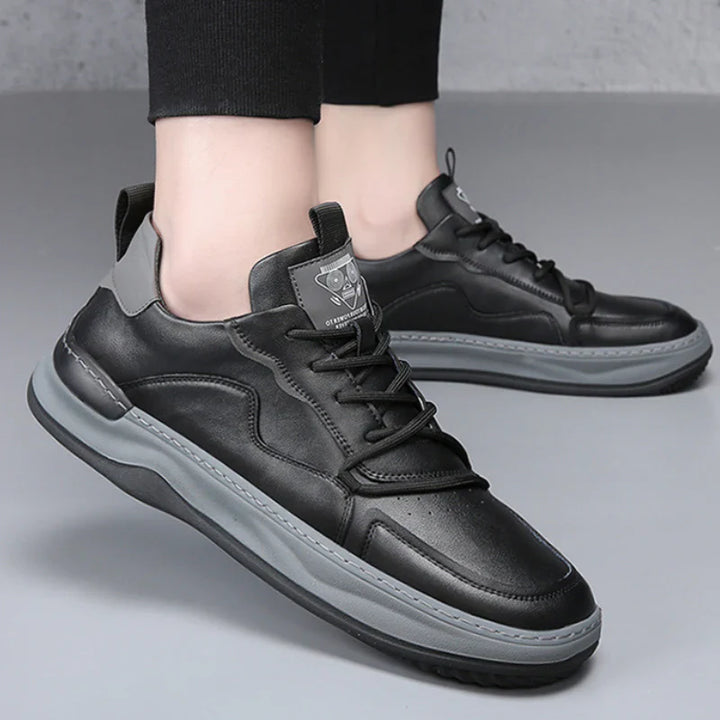 Laia™ | Zapatillas de piel sintética noble